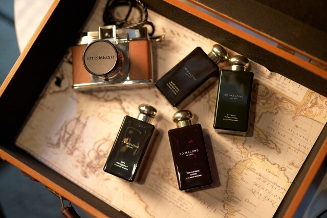 想令香氣更加獨特深刻，可透過 Jo Malone London 的香氛糅合技術營造專屬香調