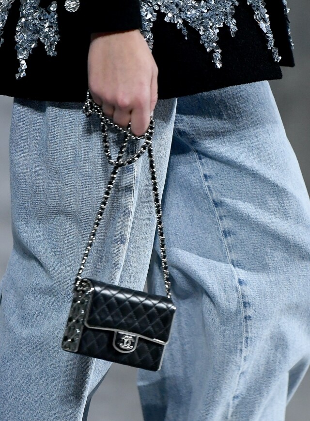 Chanel Classic 手袋也有出小廢包款式