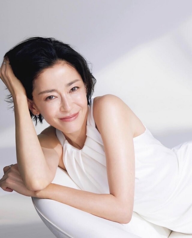 宮澤理惠人生故事比戲劇更精彩！曾經歷高低跌宕的人生，被退婚、自殺未遂等事業低谷
