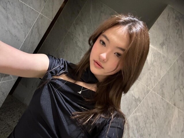 Ella Gross 加入 K-Pop 女團！15 歲韓德混血「小 Jennie」長大了，成熟打扮你認得她嗎？