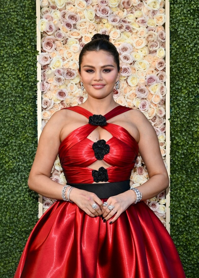 【2024 金球獎】盤點第 81 屆金球獎的紅地毯造型！Margot Robbie 再次化身人間芭比、Timothee Chalamet、Taylor Swift 成為全場焦點