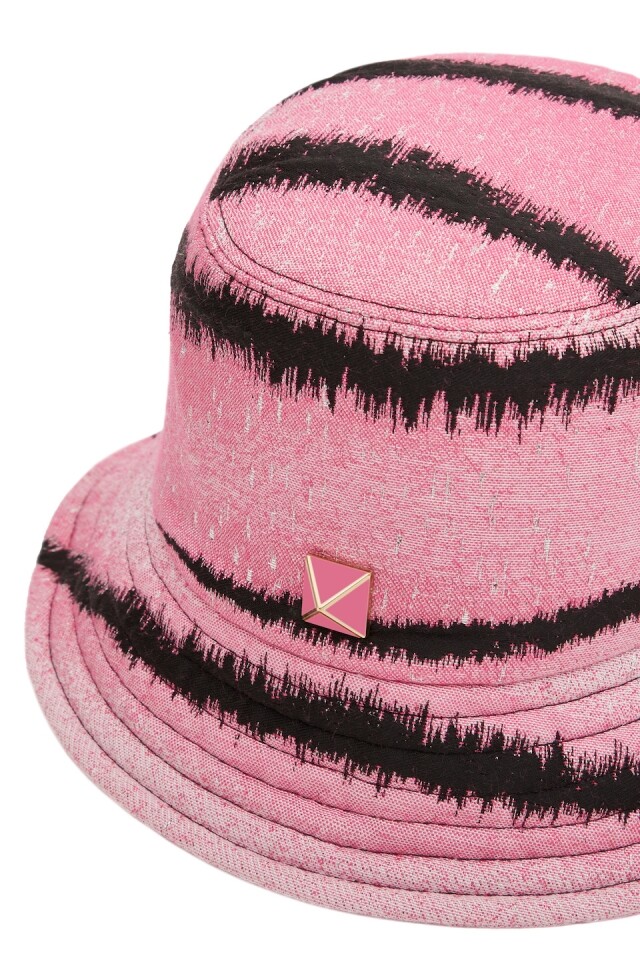 Valentino 粉紅色虎紋圖案漁夫帽