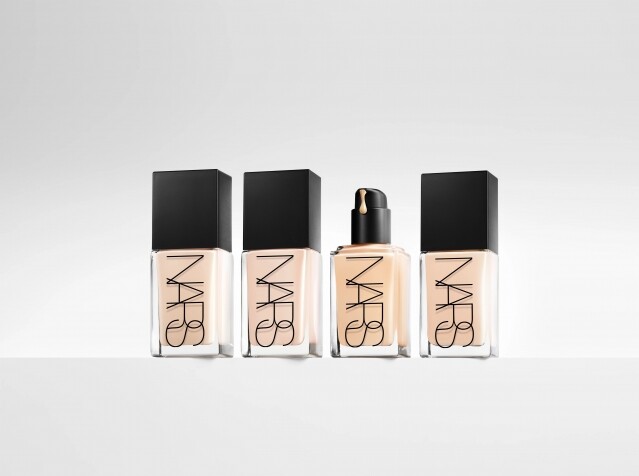 NARS 原生光亮肌粉底液：Bazaar Fab 2024「Best Glow Foundation」