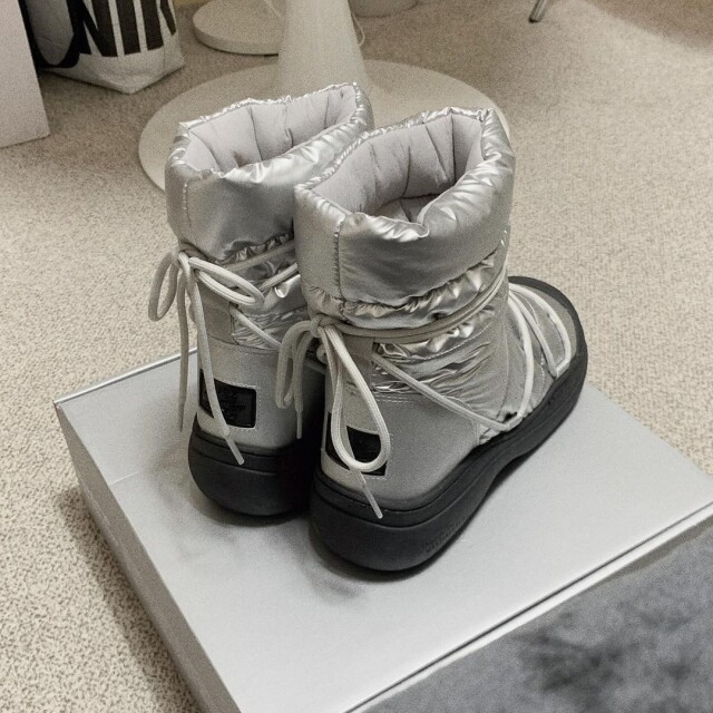 雪靴牌子推介｜冬天雪靴穿搭旅行必備、防水防滑雪地靴