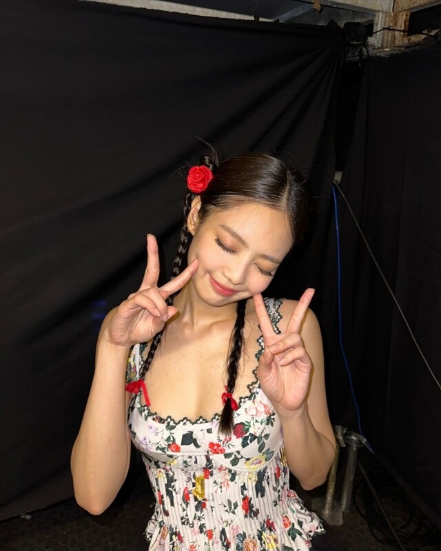 田園風「蕃茄女孩」穿搭熱潮！今夏一定要知道的小眾美學 Tomato Girl
