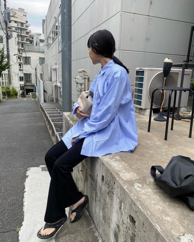 貪懶又愛美的女生,這款 10 秒內完成的極簡綁髮技巧要學起來! 貪懶又愛美的女生,這款 10 秒內完成的極簡綁髮技巧要學起來!