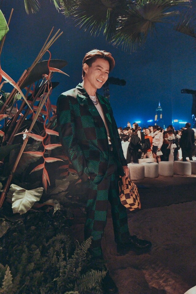 Louis Vuitton 男裝香港大秀平野紫耀首度訪港出席!到底日本男星平野紫耀是誰?如何成為實力派偶像 Louis Vuitton 男裝香港大秀平野紫耀首度訪港出席!到底日本男星平野紫耀是誰?如何成為實力派偶像