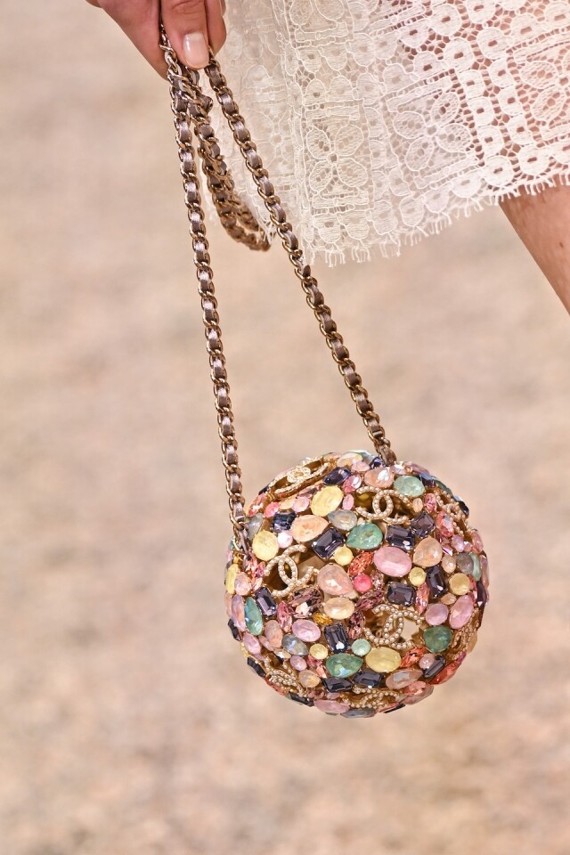 これからの季節に♪【CHANEL】手袋 これからの季節に♪【CHANEL】グローブ