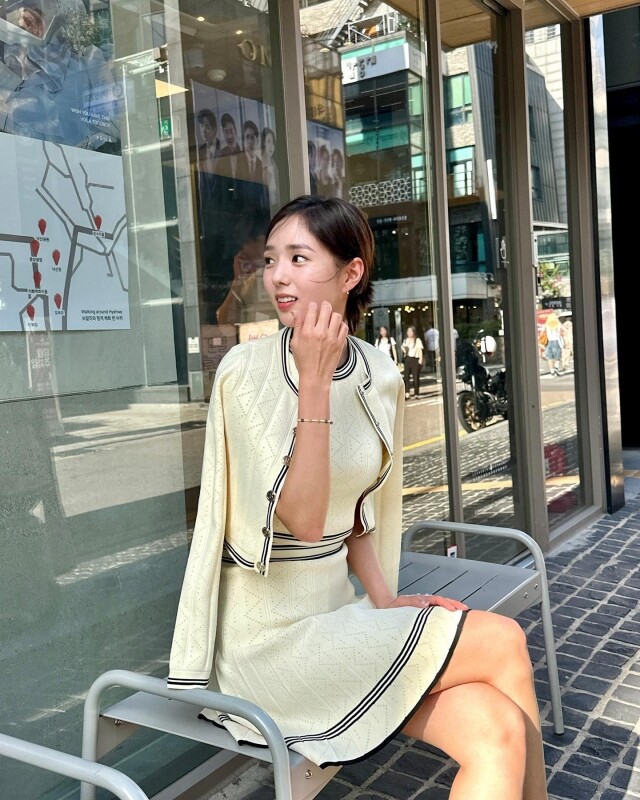 《現在撥打的電話》蔡秀彬無害感穿搭教學！「兔系女神」西裝造型穿出氣質鬆馳感