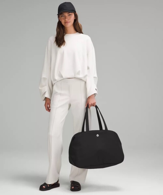 收工做運動、做瑜伽帶甚麼袋？10+ 款時尚運動袋 Gym Bag 推薦，Lululemon、Nike 等好用款式