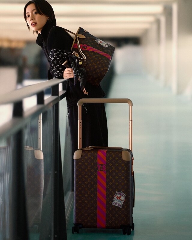 LV 行李箱、行李袋成為名人專屬外遊拍擋！LV Mon Monogram 系列為旅途增添個人專屬印記！