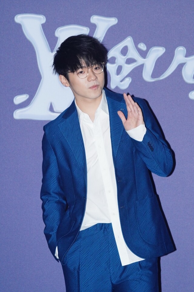 LV 男裝香港星光大道時裝大秀！周潤發、宋仲基、郭富城、Felix李龍馥等眾星雲集打造真正夜繽紛