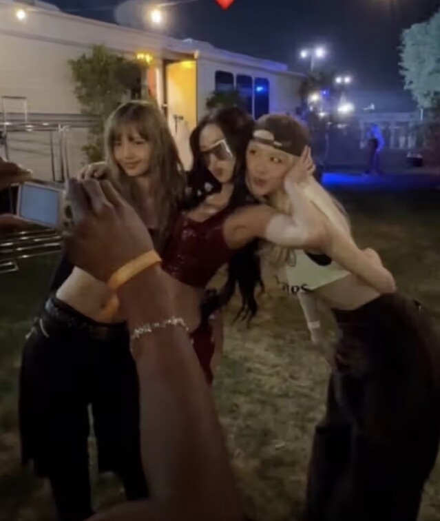 Coachella 2025 完滿結束！重溫本年度 10 大精彩表演的話題時刻：Jennie、Lisa 首度登台 Solo，Lady Gaga 超水準演出