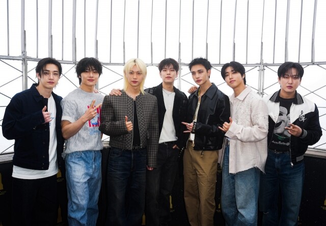 Stray Kids 的背景資料你知道嗎？總動員登上美國帝國大廈點燈儀式，展現音樂影響力