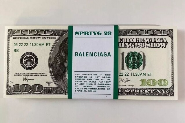 其實 Balenciaga 今季系列的主題早在假鈔邀請函埋下伏線！