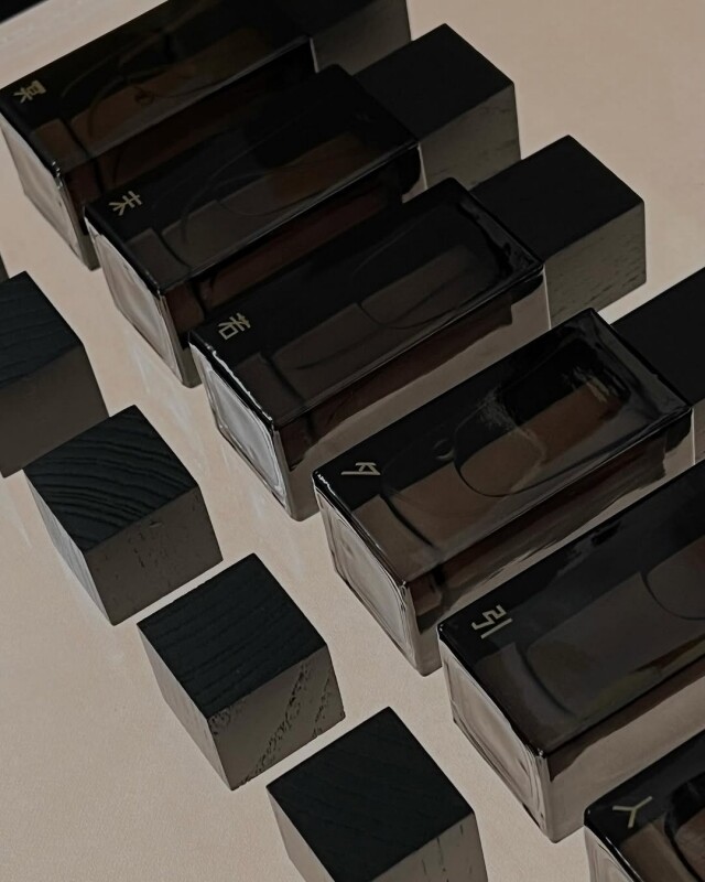 香港手信推薦|7 個必買本土小眾香氛品牌一覽!OCO 推獨家《破地獄》香水、The Wax Can、BeCandle 你我都愛的香港味道! 香港手信推薦|7 個必買本土小眾香氛品牌一覽!OCO 推獨家《破地獄》香水、The Wax Can、BeCandle 你我都愛的香港味道!