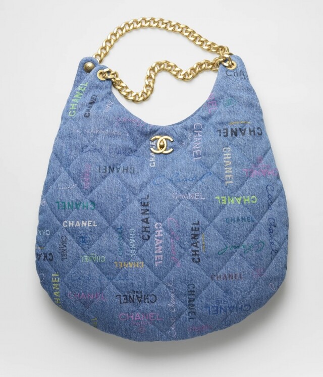 Chanel字母印花藍色牛仔 Hobo Bag