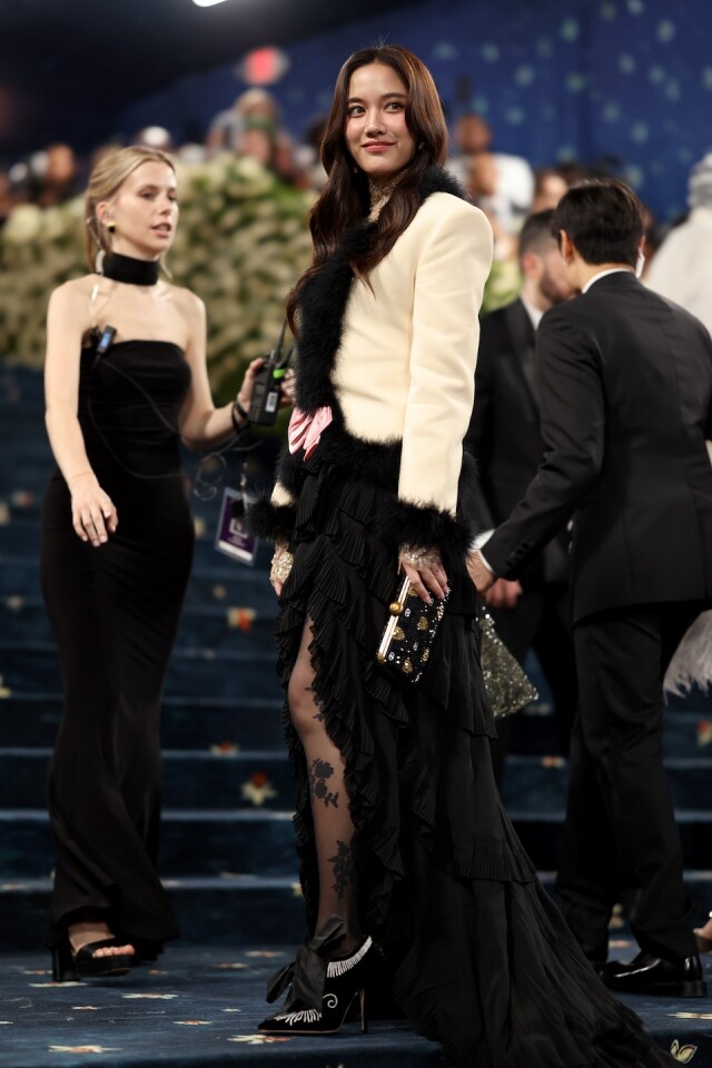 Met Gala 2025 「時尚奧斯卡」紅地毯亮點!Blackpink 4 缺 1 亮相、Rihanna 驚喜宣布懷孕第三胎 Met Gala 2025 「時尚奧斯卡」紅地毯亮點!Blackpink 4 缺 1 亮相、Rihanna 驚喜宣布懷孕第三胎
