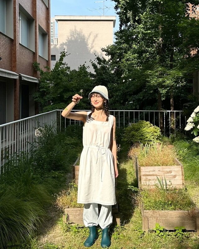 夏天雨季就是需要一對雨靴!雨靴穿搭推介,如何用長靴、短靴搭配出個性造型? 夏天雨季就是需要一對雨靴!雨靴穿搭推介,如何用長靴、短靴搭配出個性造型?