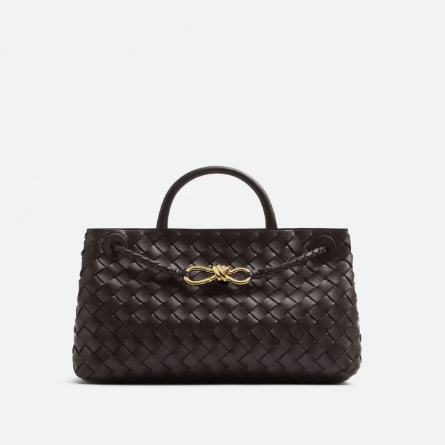 Bottega Veneta East-West Andiamo 皮革手袋 價錢:$36,500 Bottega Veneta East-West Andiamo 皮革手袋 價錢:$36,500