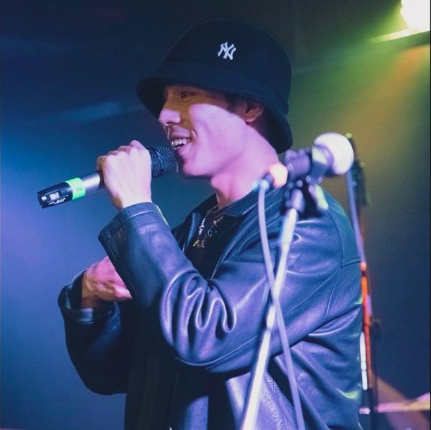 《影后》「流氓」詹懷雲出道 10 年終爆紅！既是演員也是 Rapper、展現雙重魅力，結實肌肉養眼吸睛、被封最帥年下男