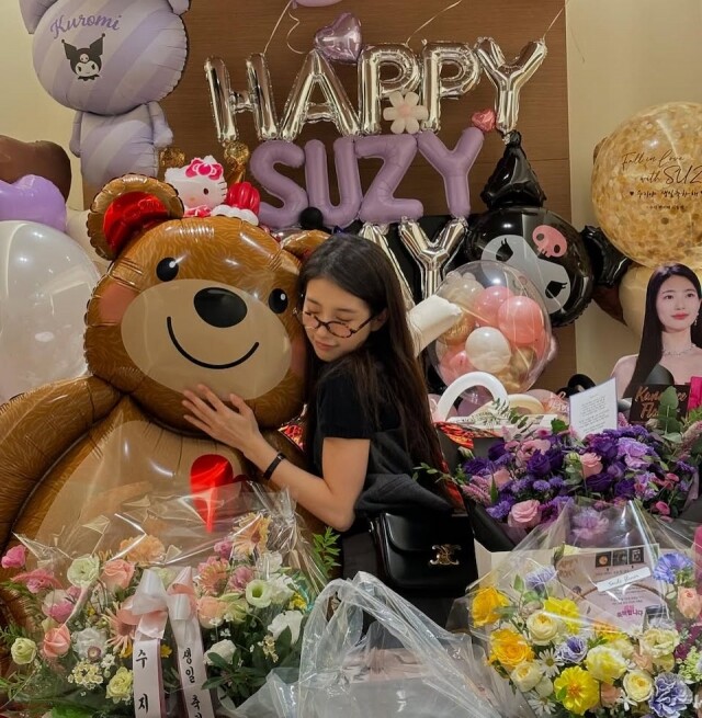 女明星都愛用什麼名牌手袋？看過 Blackpink、張員瑛、Kylie Jenner 親自示範，很難不勾起購物慾！