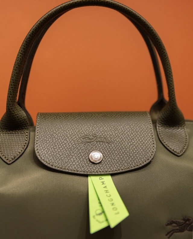 買包盡頭是 Longchamp?10 款必買 Longchamp 手袋推薦,低調帆布袋搖身一變成法國國民品牌 買包盡頭是 Longchamp?10 款必買 Longchamp 手袋推薦,低調帆布袋搖身一變成法國國民品牌