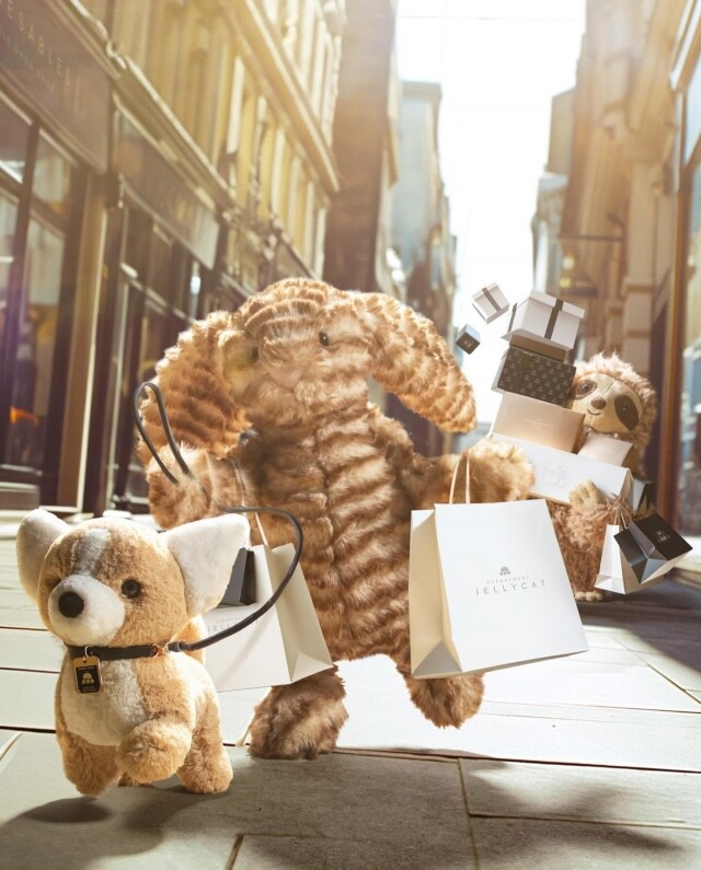 Jellycat 為什麼爆紅?寓意送給最重要的人!5 大原因成最時尚的毛公仔 Jellycat 為什麼爆紅?寓意送給最重要的人!5 大原因成最時尚的毛公仔