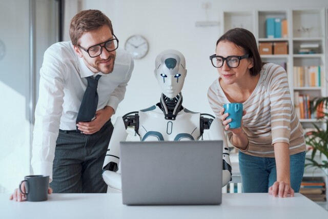 「AI 新員工」成職場新趨勢 4招發揮人機協作最大成效