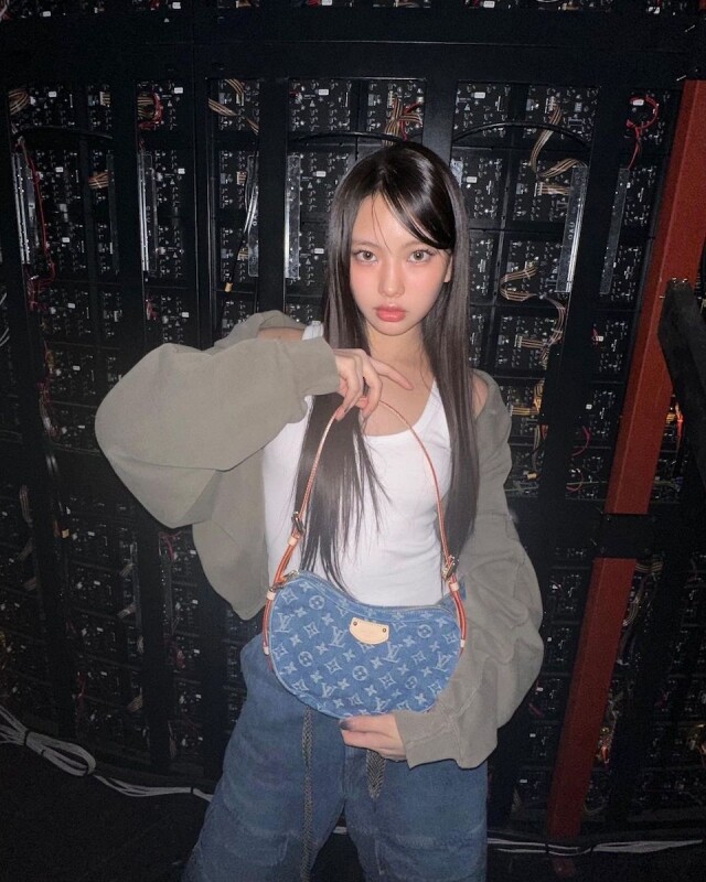 2024 年必入手的名牌牛仔布手袋推薦！一年四季都百搭長青的 Chanel 牛仔布袋、Dior Lady D-Lite Bag
