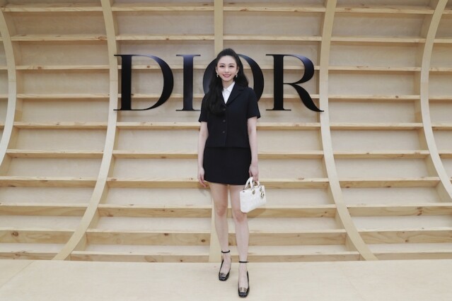 沈月獲邀出席 Dior 首個於韓國舉行的時裝騷