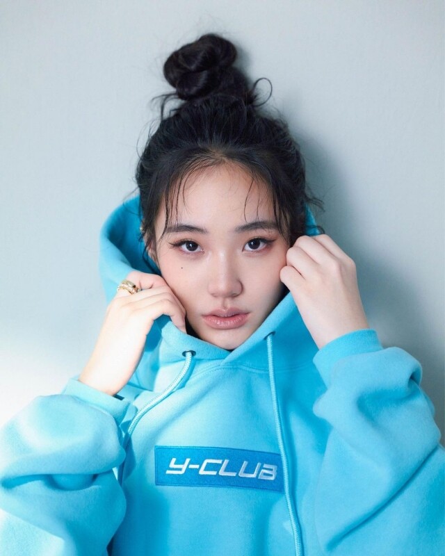 Lily 成為了運動時裝 YUYU Active 的品牌形象大使