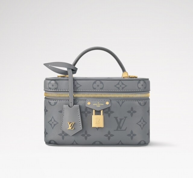 Louis Vuitton Vanity Chain Pouch 化妝袋形手袋 價錢:$25,700 Louis Vuitton Vanity Chain Pouch 化妝袋形手袋 價錢:$25,700