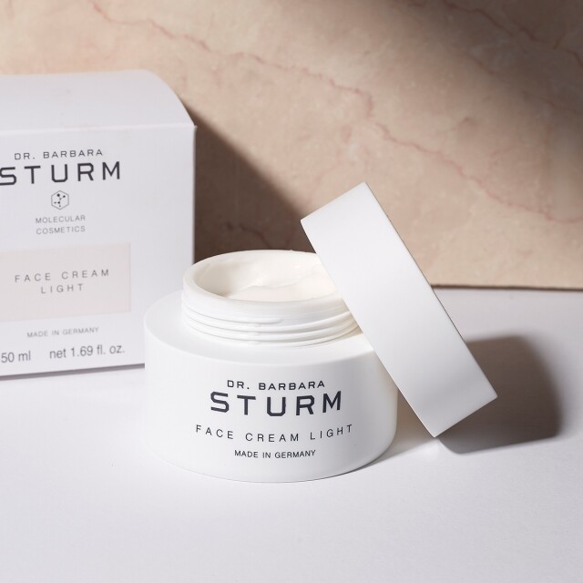Dr. Barbara Sturm - Face Cream Light | $1,420/50ml @ Joyce Beauty (Dr. Barbara Sturm 專櫃)