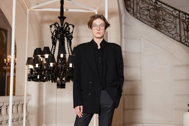 「Z 世代的聖羅蘭」Charles de Vilmorin 是誰？顏值與才華兼具、年輕鬼才設計師 23 歲擁便有個人品牌！