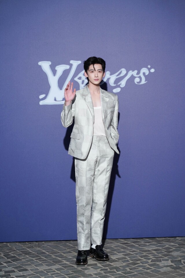 LV 男裝香港星光大道時裝大秀！周潤發、宋仲基、郭富城、Felix李龍馥等眾星雲集打造真正夜繽紛