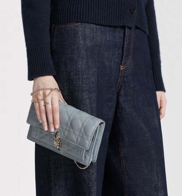 Dior 2024 早春系列手袋上架!時尚女生搶著買新季 Miss Dior 手袋香港價錢一覽 Dior 2024 早春系列手袋上架!時尚女生搶著買新季 Miss Dior 手袋香港價錢一覽