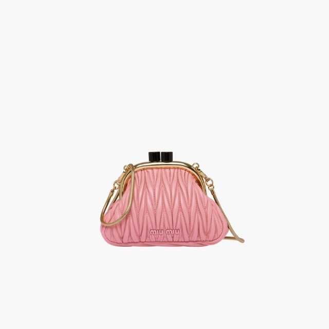 名牌口金包推薦:Miu Miu 迷你手袋 名牌口金包推薦:Miu Miu 迷你手袋