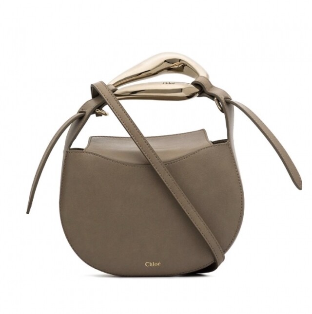Chloé Kiss 皮革手袋 $12,000