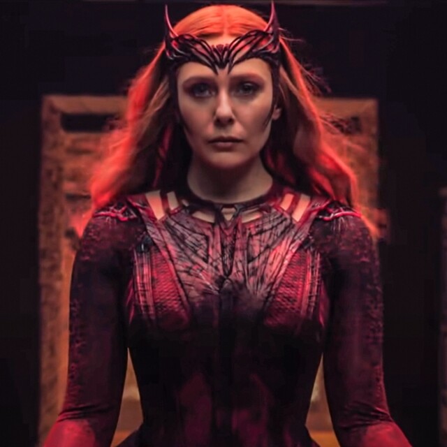 Elizabeth Olsen 飾演的緋紅女巫
