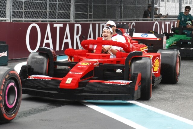 2025 F1 賽季你要知道的 8 件事:「七冠王」咸美頓轉會、帥氣新秀車手、G-Drogan 任「這一站」表演嘉賓! 2025 F1 賽季你要知道的 8 件事:「七冠王」咸美頓轉會、帥氣新秀車手、G-Drogan 任「這一站」表演嘉賓!