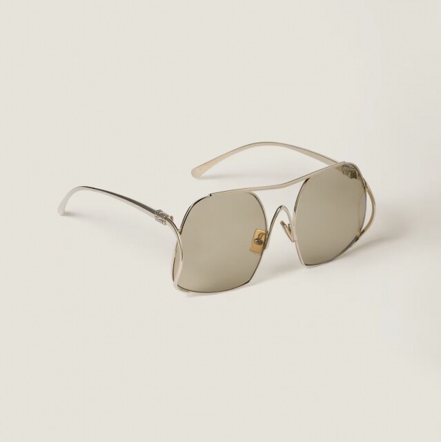 名牌太陽眼鏡推介:Miu Miu Miu Ombre 太陽眼鏡 名牌太陽眼鏡推介:Miu Miu Miu Ombre 太陽眼鏡