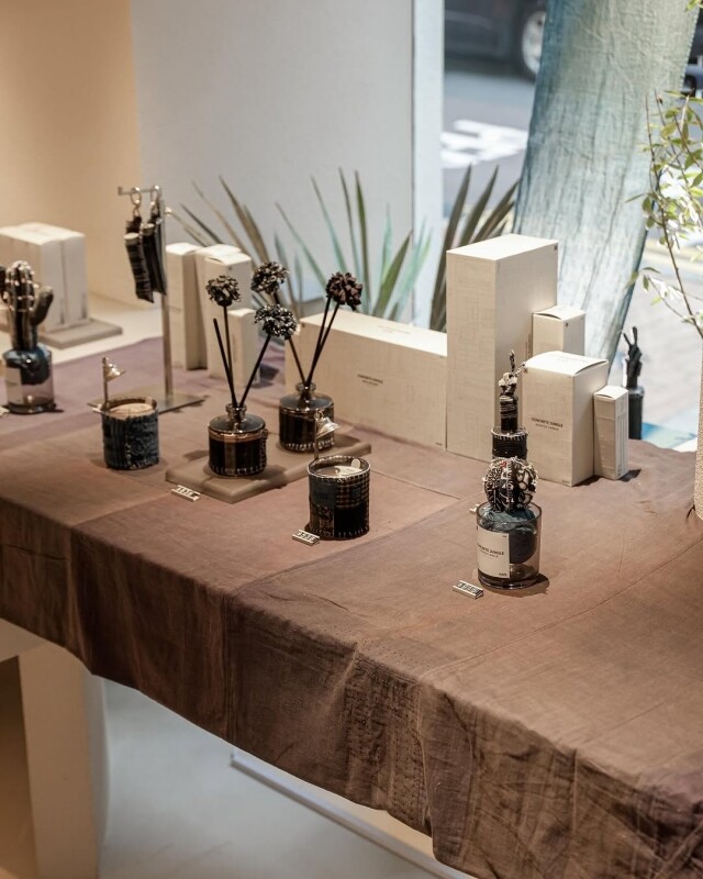 香港手信推薦|7 個必買本土小眾香氛品牌一覽!OCO 推獨家《破地獄》香水、The Wax Can、BeCandle 你我都愛的香港味道! 香港手信推薦|7 個必買本土小眾香氛品牌一覽!OCO 推獨家《破地獄》香水、The Wax Can、BeCandle 你我都愛的香港味道!