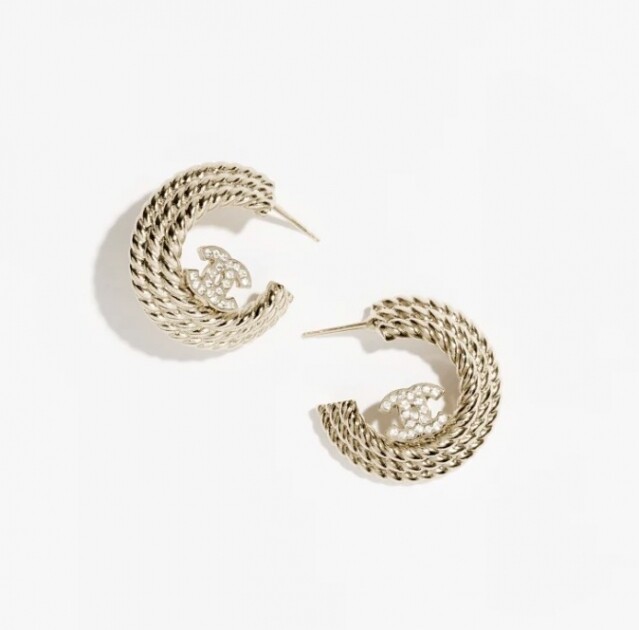 Chanel 綴水晶金屬耳環 $5,300