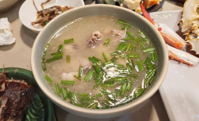 《黑白大廚》40 間隱世美食餐廳全曝光！從米芝蓮星級到隱藏名店，日韓料理、意式美食一網打盡！