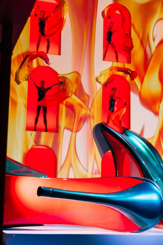 夢幻之夜!Christian Louboutin打造出令人驚嘆的視覺盛宴