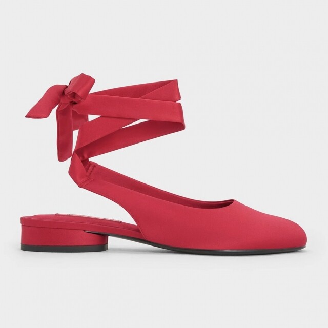 Charles & Keith 繞踝綁帶緞面平底鞋 Charles & Keith 繞踝綁帶緞面平底鞋