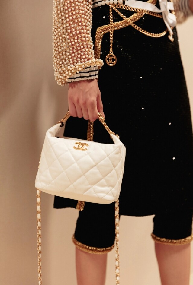 飯盒包推薦：Chanel Hobo 手袋 $41,000