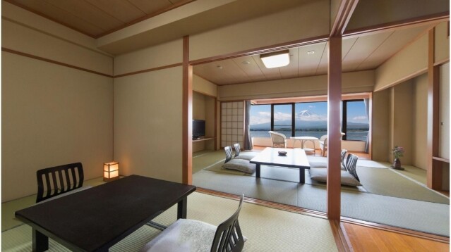 富士山河口湖酒店推介｜10 間富士山靚景旅館！一泊二食、日式溫泉、私人風呂