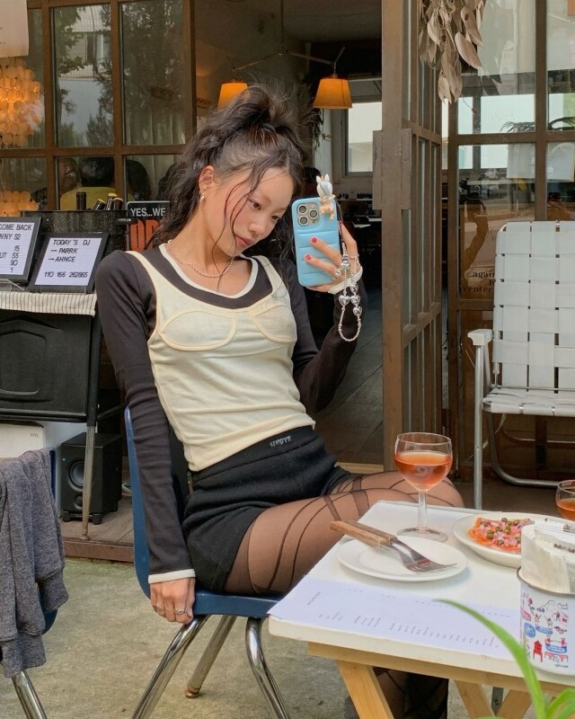 假兩件式上衣穿搭